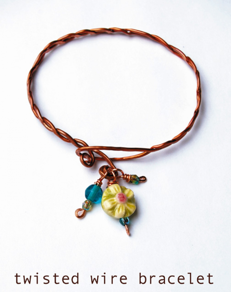 wirebraceletcopperdaisy.jpg